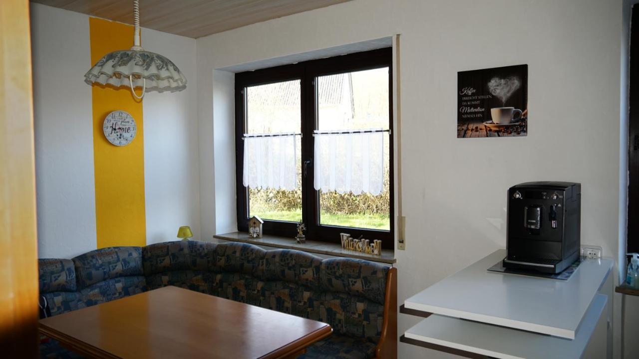 Grosszuegige Wohnung Mit Terrasse Und Gartenzugang - Das Komplette Erdgeschoss بيندلاخ المظهر الخارجي الصورة