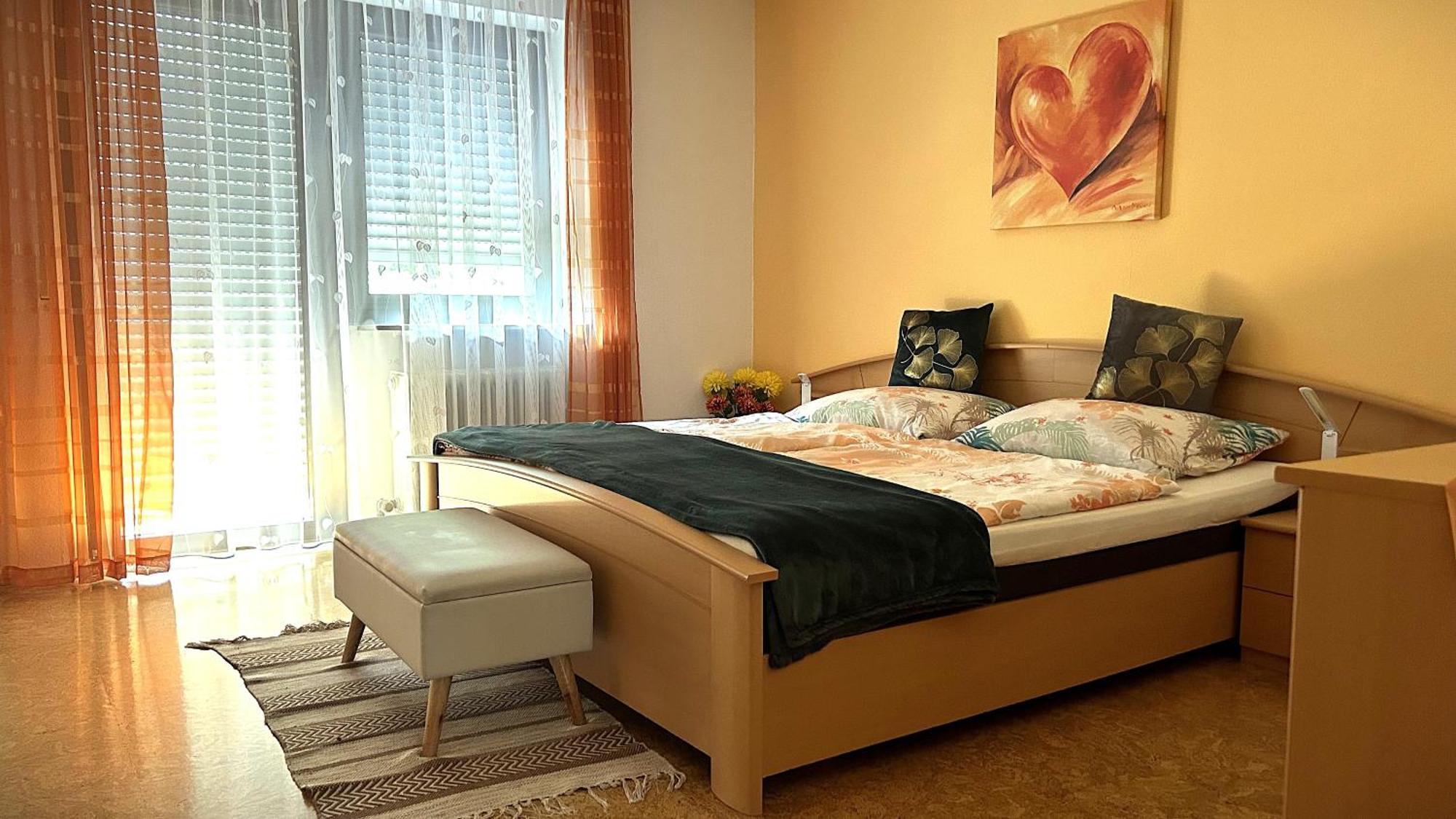 Grosszuegige Wohnung Mit Terrasse Und Gartenzugang - Das Komplette Erdgeschoss بيندلاخ المظهر الخارجي الصورة