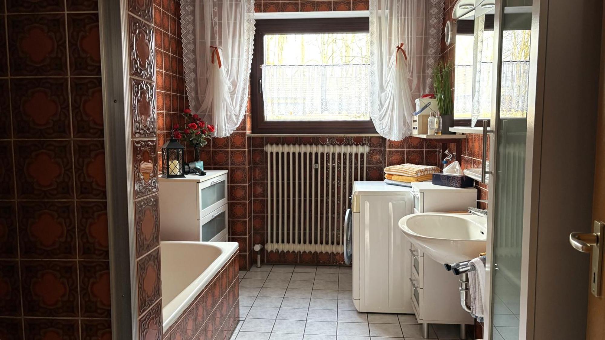 Grosszuegige Wohnung Mit Terrasse Und Gartenzugang - Das Komplette Erdgeschoss بيندلاخ المظهر الخارجي الصورة